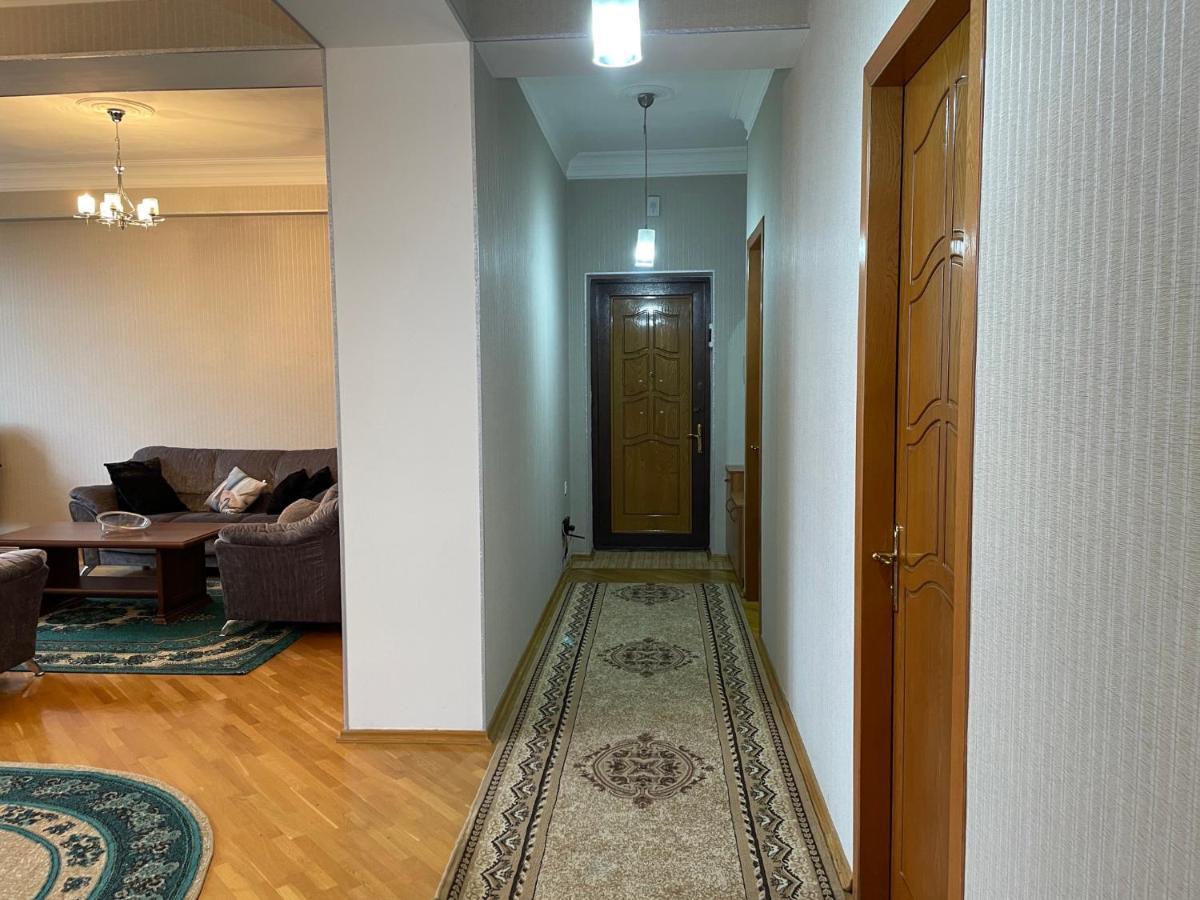 Mayden Family Apartment Bakoe Buitenkant foto